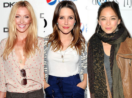 Katie Cassidy, Sophia Bush, Kristin Kreuk Katie Cassidy, Sophia Bush, Kristin Kreuk